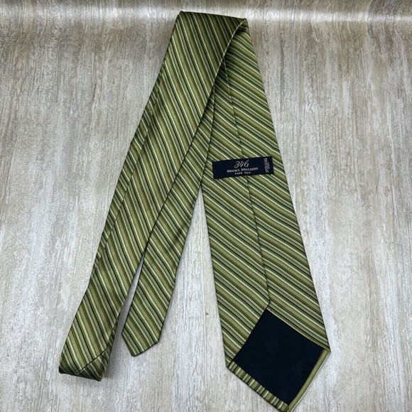 Brooks Brothers Men’s Repp Neck Tie Green Blue Striped Silk Woven Italy USA Made - Picture 4 of 8